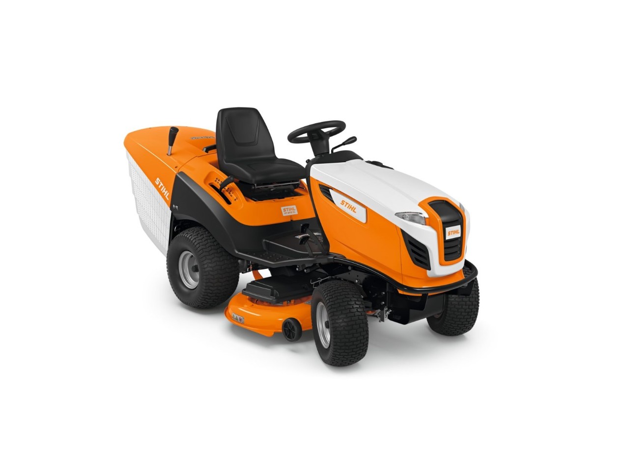 Tractor cortacésped STIHL RT 6112 ZL sobre fondo blanco
